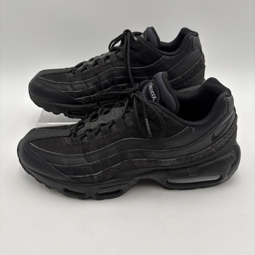 Nike Air Max 95 Sneakers Mens Size 11 US Essential Black CI3705-001 Shoes